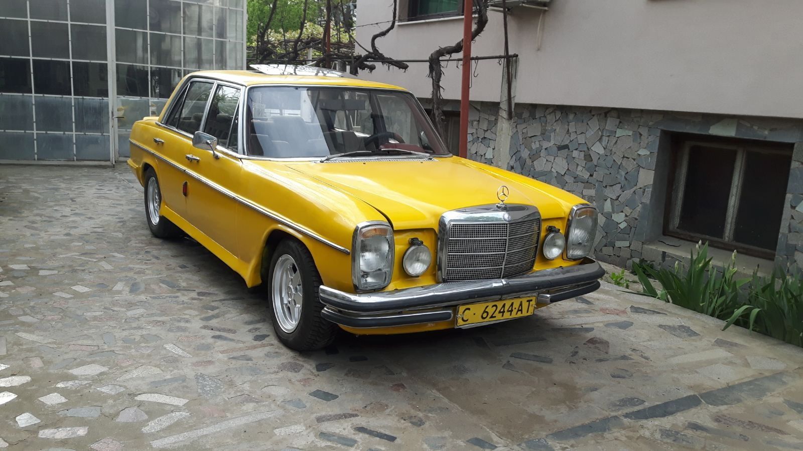 Мерцедес Mercedes 220D