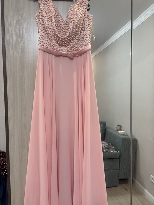 Вечереняя платье