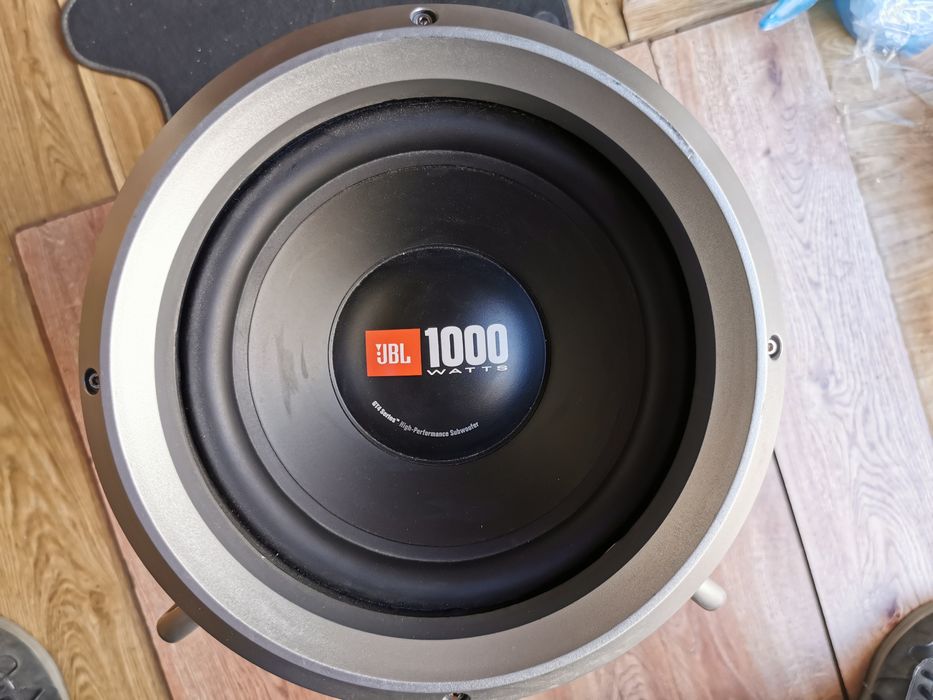 Subwoofer JBL GT4 1000W