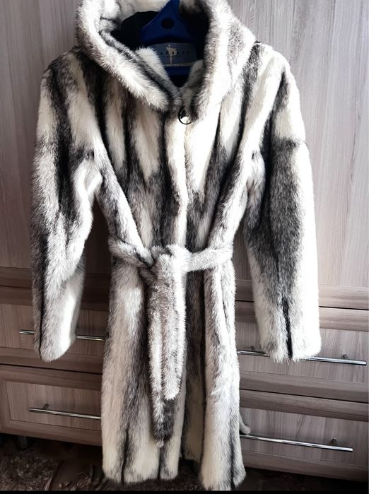 Шуба норковая в отличном состоянии