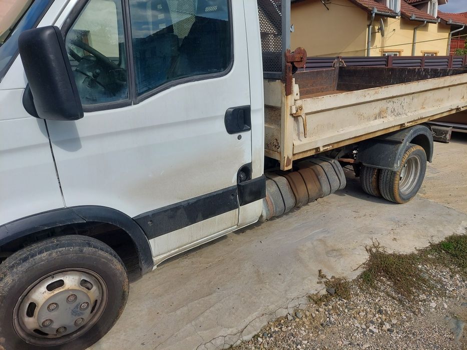 Transport nisip, sort, balastru, pamant vegetal, moloz!