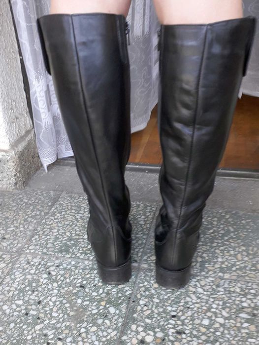 Черни кожени ботуши от Италия. № 39
