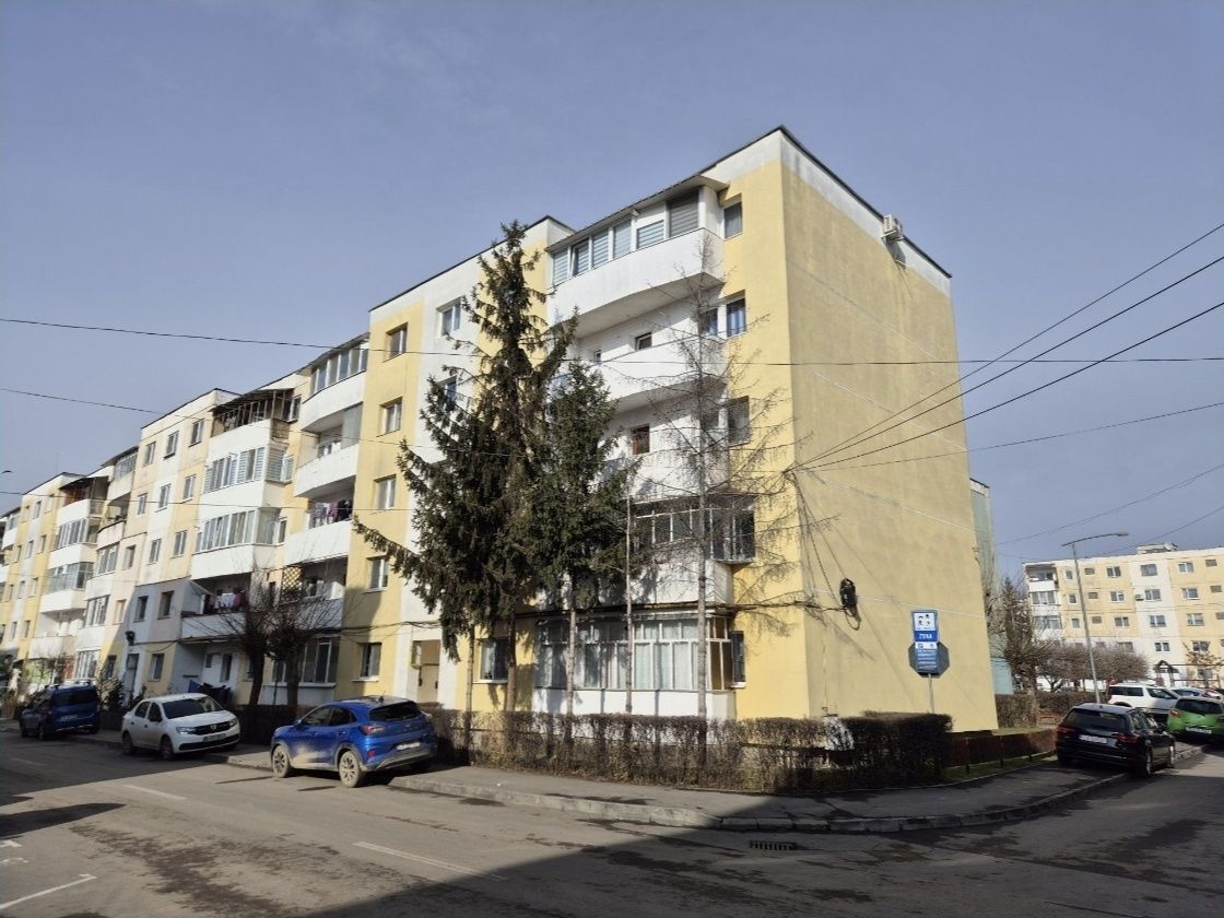Apartament 3 camere