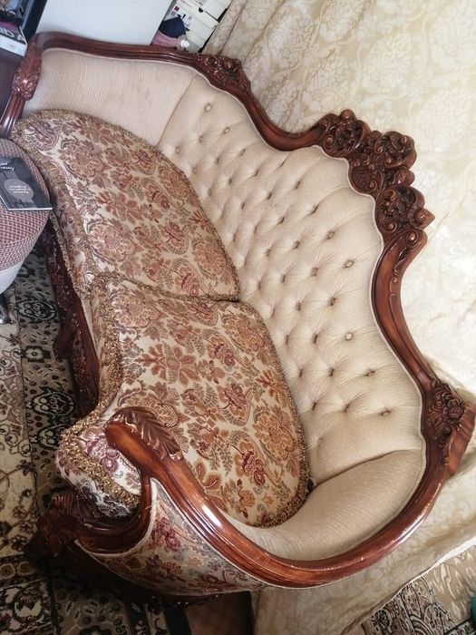 Продам римские диваны