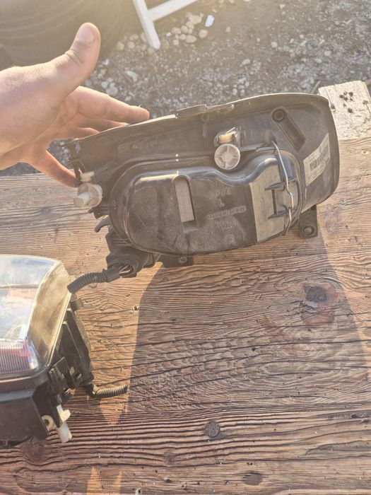 Оригинални Фарове за VW Поло 2000- 2002г