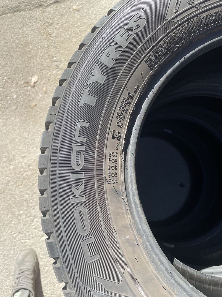4броя Зимни гуми Nokian 215/65/16 | 9mm - dot3221