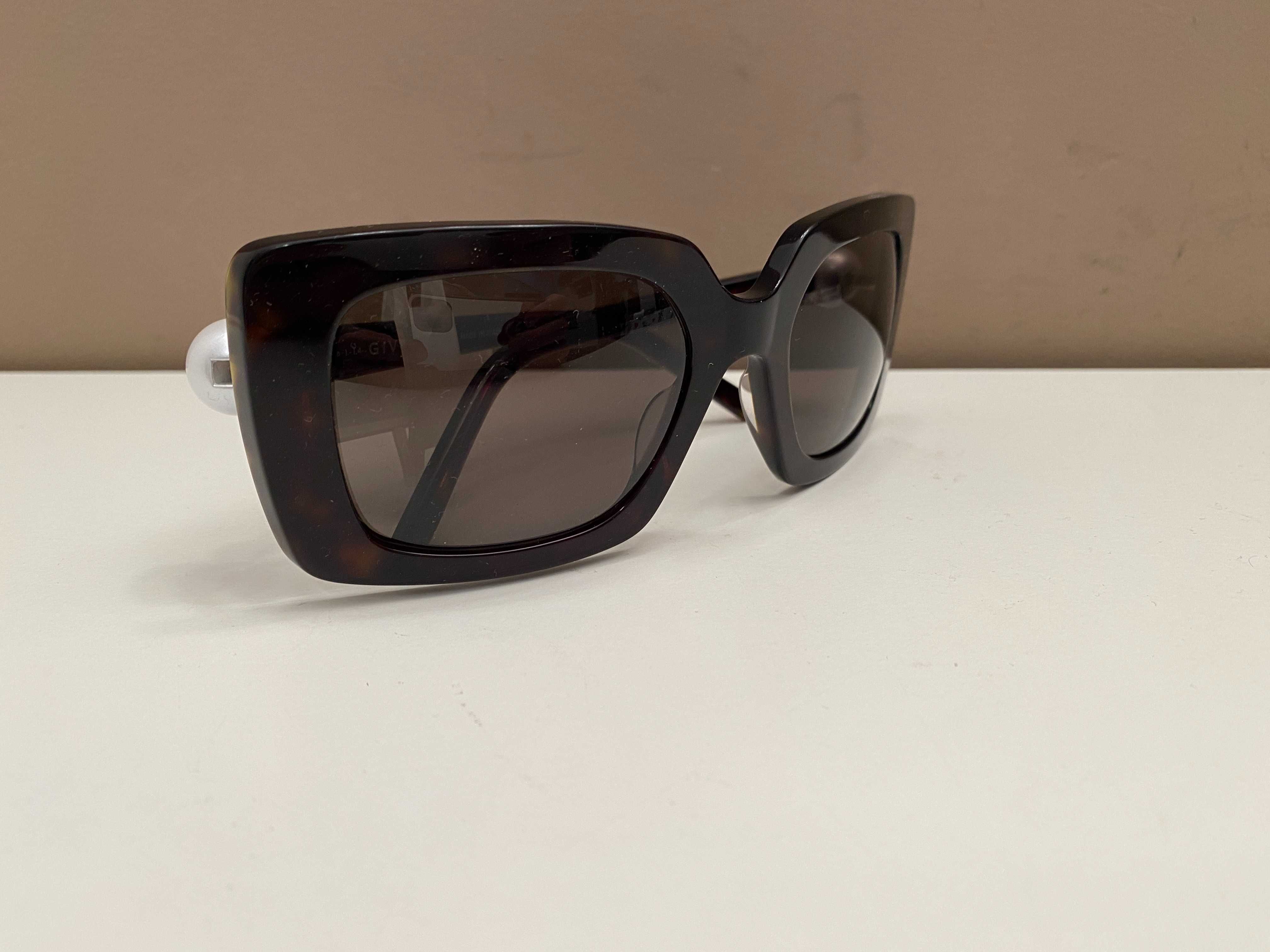 Givenchy ochelari de soare, originali, retail 460 euro