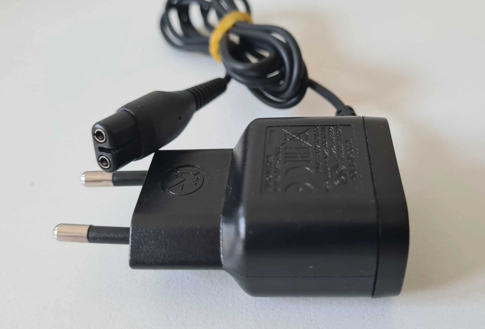 Incarcatoare aparat de tuns Philips HQ850 HQ 8500 HQ8505=15V 5,4W