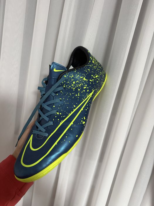 Ghete fotbal Mercurial Victory V IC Nike 44,5 - 28,5 cm