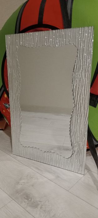 Зеркало настенное