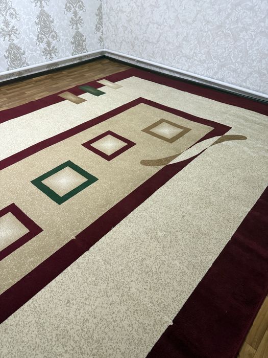 Кілем 3/5 м таза ,қалың,30000 тг сатылады