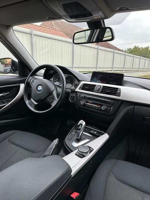 Vând BMW 320D 2015