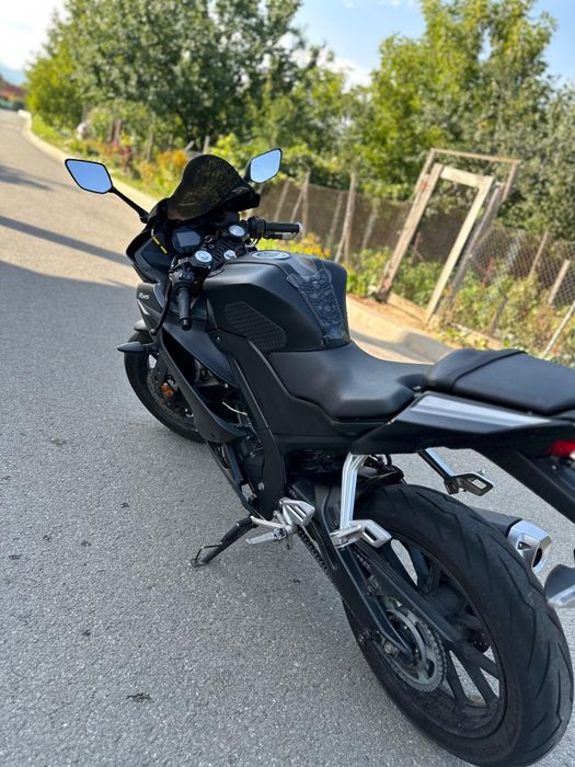 Yamaha yzf r125 2021 Matt black