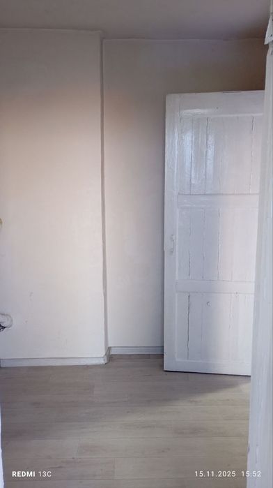 Аренда квартира. Маргилон эконом колежи олдида этаж, ижарага берилади