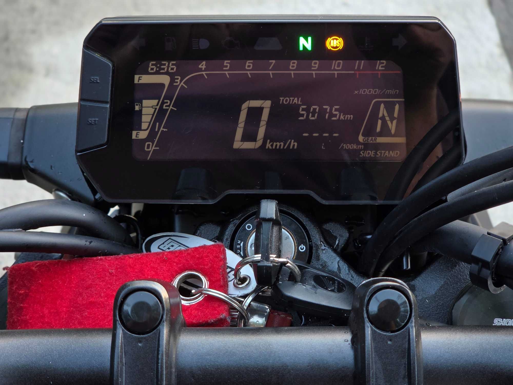 Honda CB125R 2023 FULL LED/ABS 5000KM A1 16 ANI (duke , mt , cbf , cb)