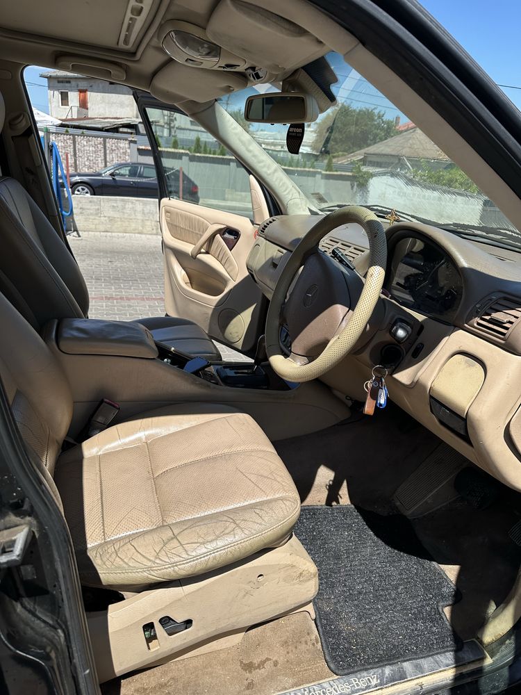 Vand Mercedes ML