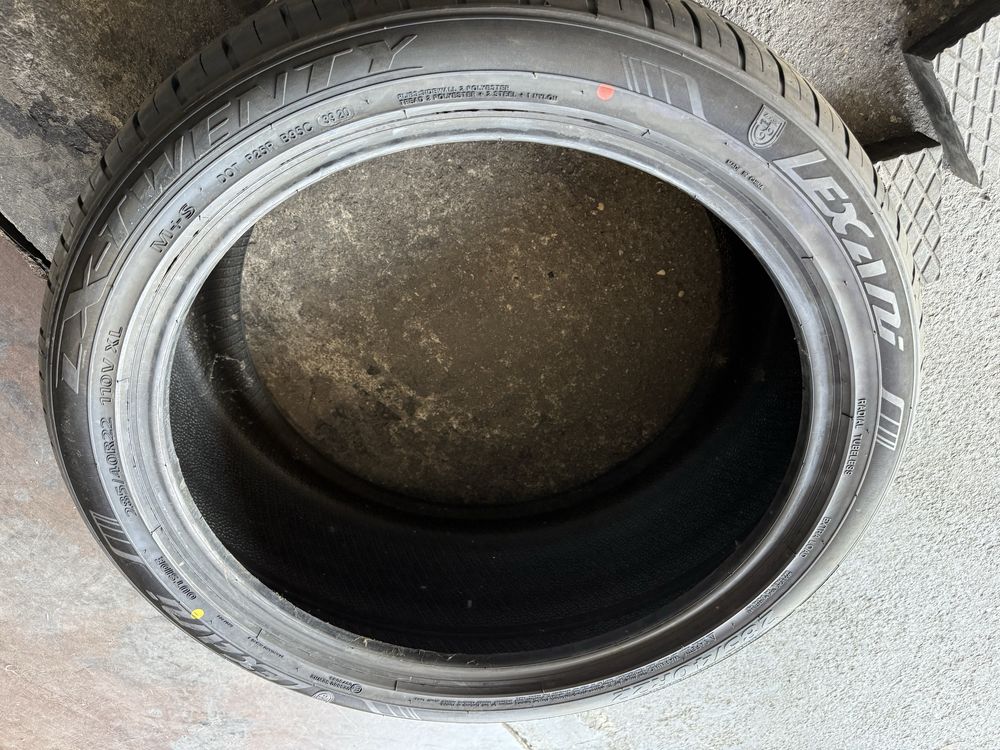 285/40 R22 LEXANI SUV anvelope M+S noi /Montaj inclus