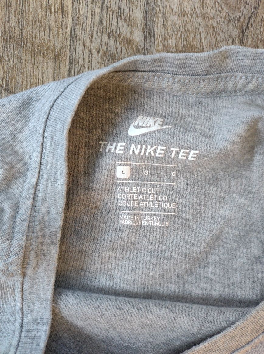 Тениска Nike размер L