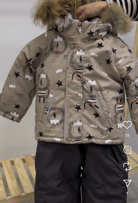 Продам зимний комбинезон р-р 104