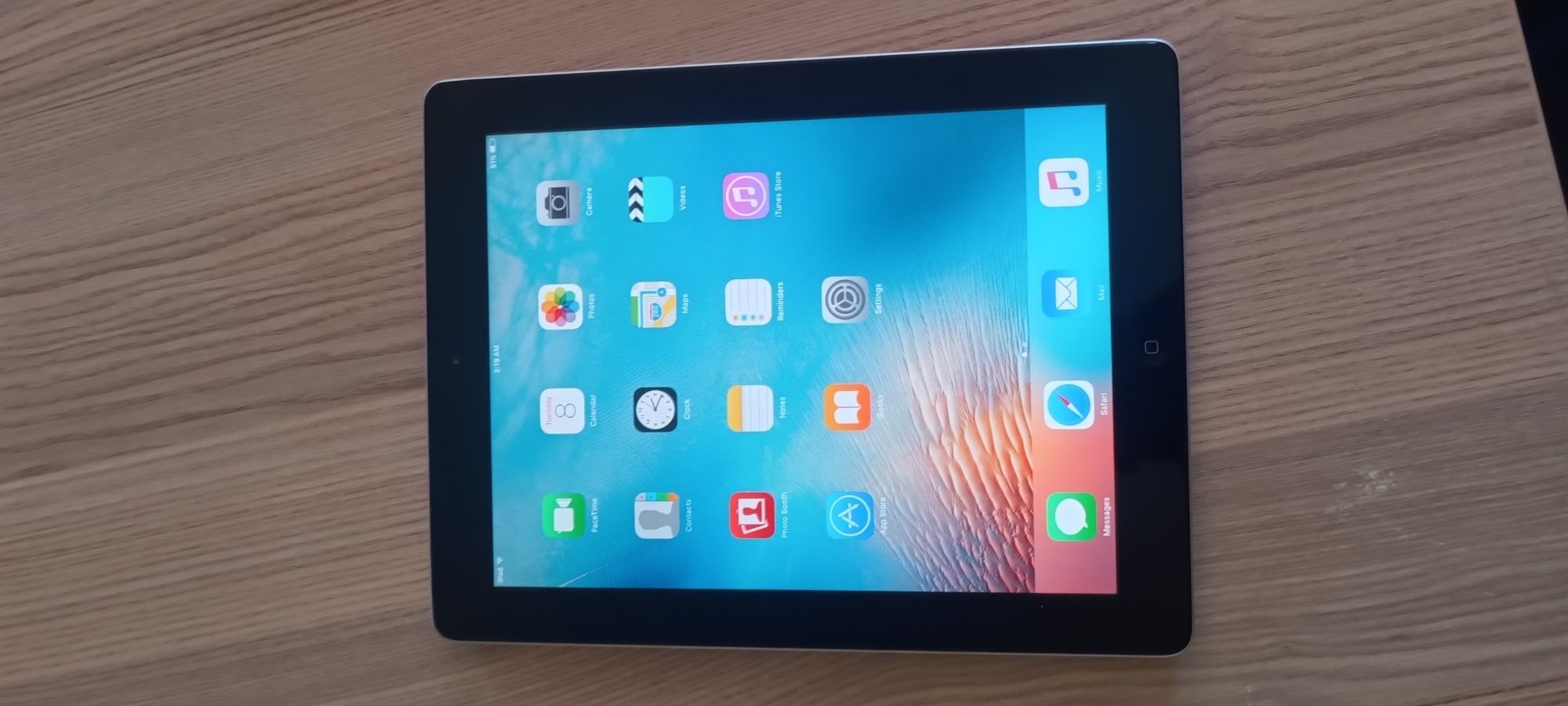 Ipad 2 16 gb без зарядно