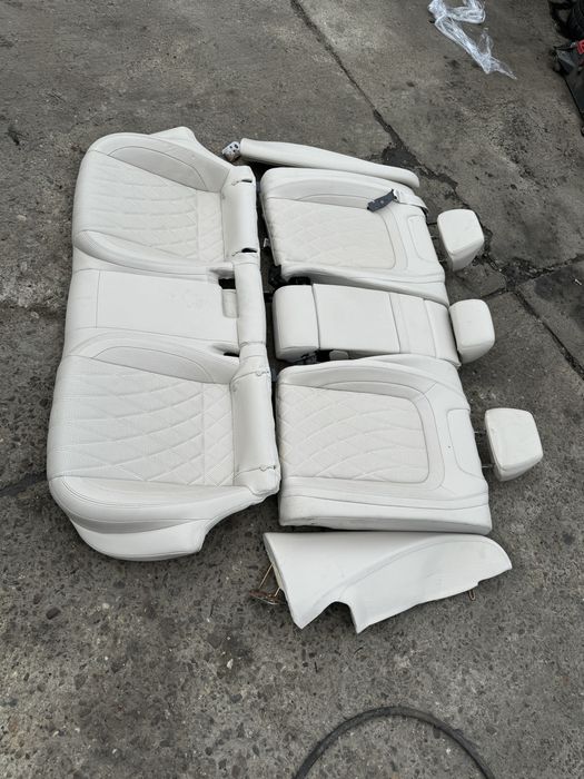 Кожен салон за Мерцедес Гт Амг Mercedes Gt amg w290