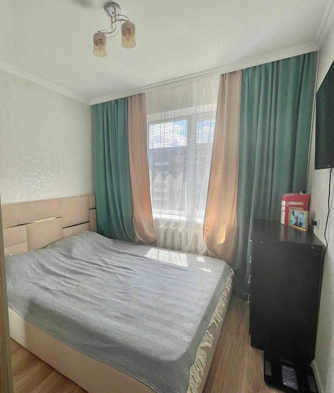Продам улучшенную 3х комнатную квартиру на Юго-Востоке, пр. Шахтеров.