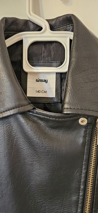 Кожено яке за момиче