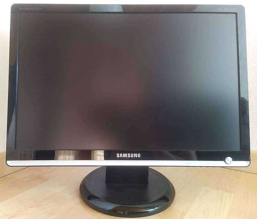 Монитор 22" Samsung 226BW