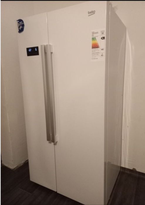 Холодильник продам