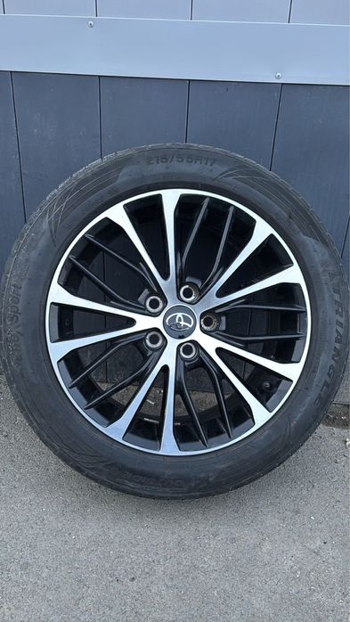 Шина с диской 215/55/17