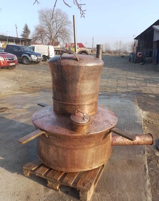 Vând cazan de făcut tuica 160 litri