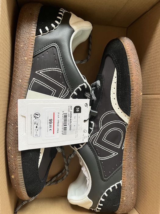 pantofi desigual marimea 38