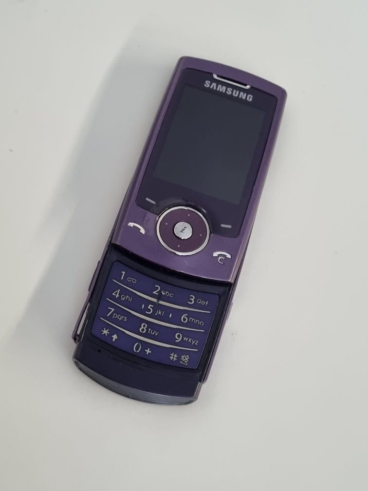 Telefon Samsung SGH - U600 perfect funcțional cu încărcător original