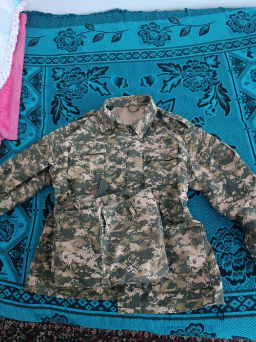 Продом камуфляжный военный костьюм