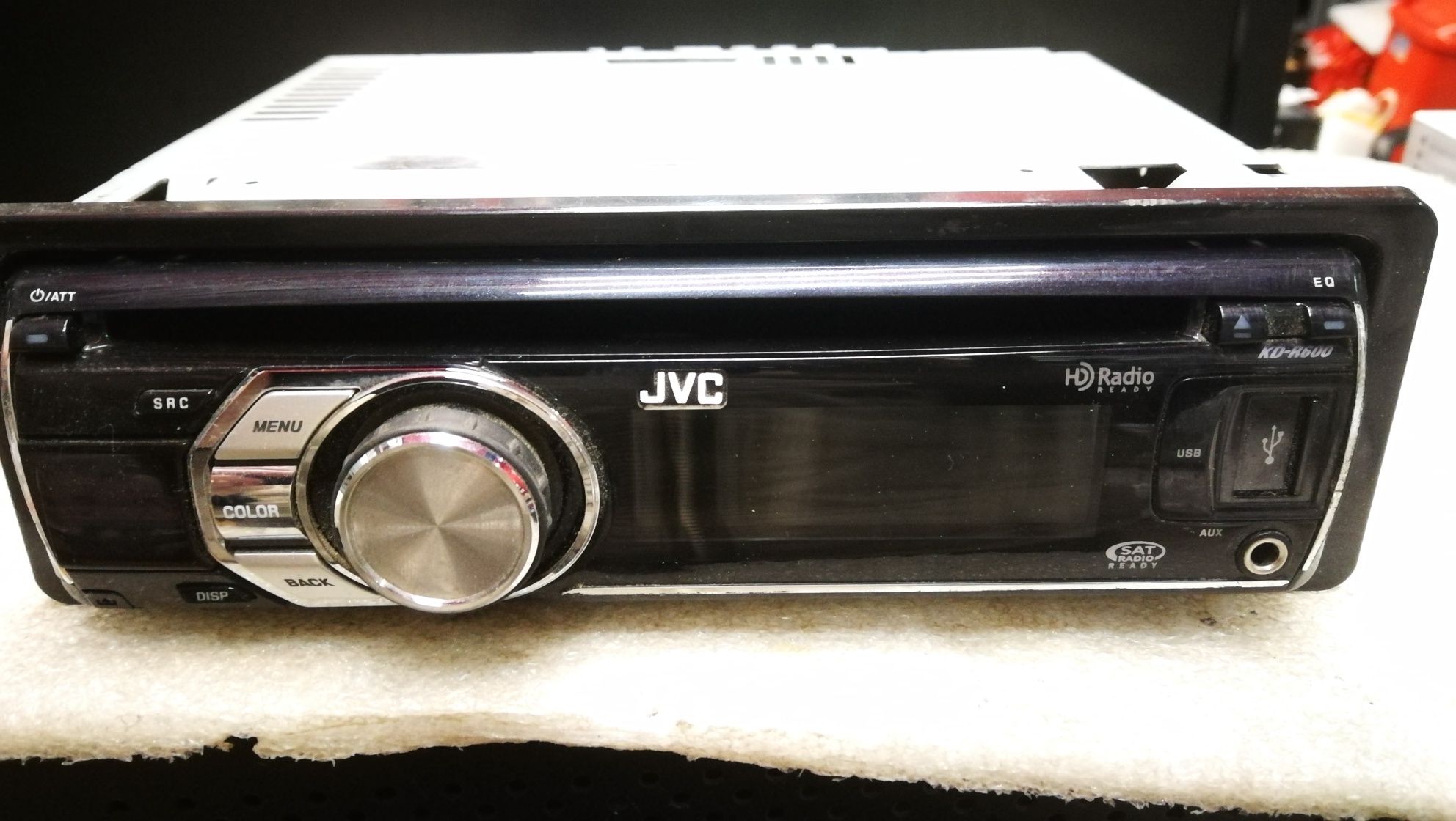 JVC KD-R600 CD за кола с диск и USB.