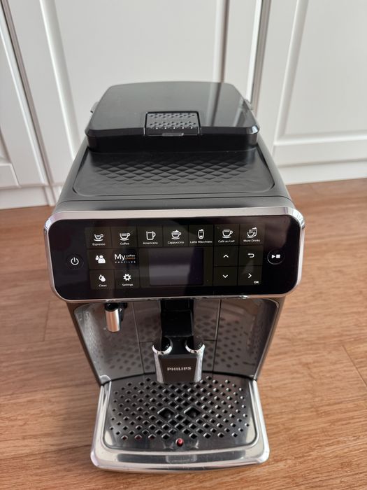 Кафеавтомат Phillips EP4349 Latte Go, 15bar, 1500W