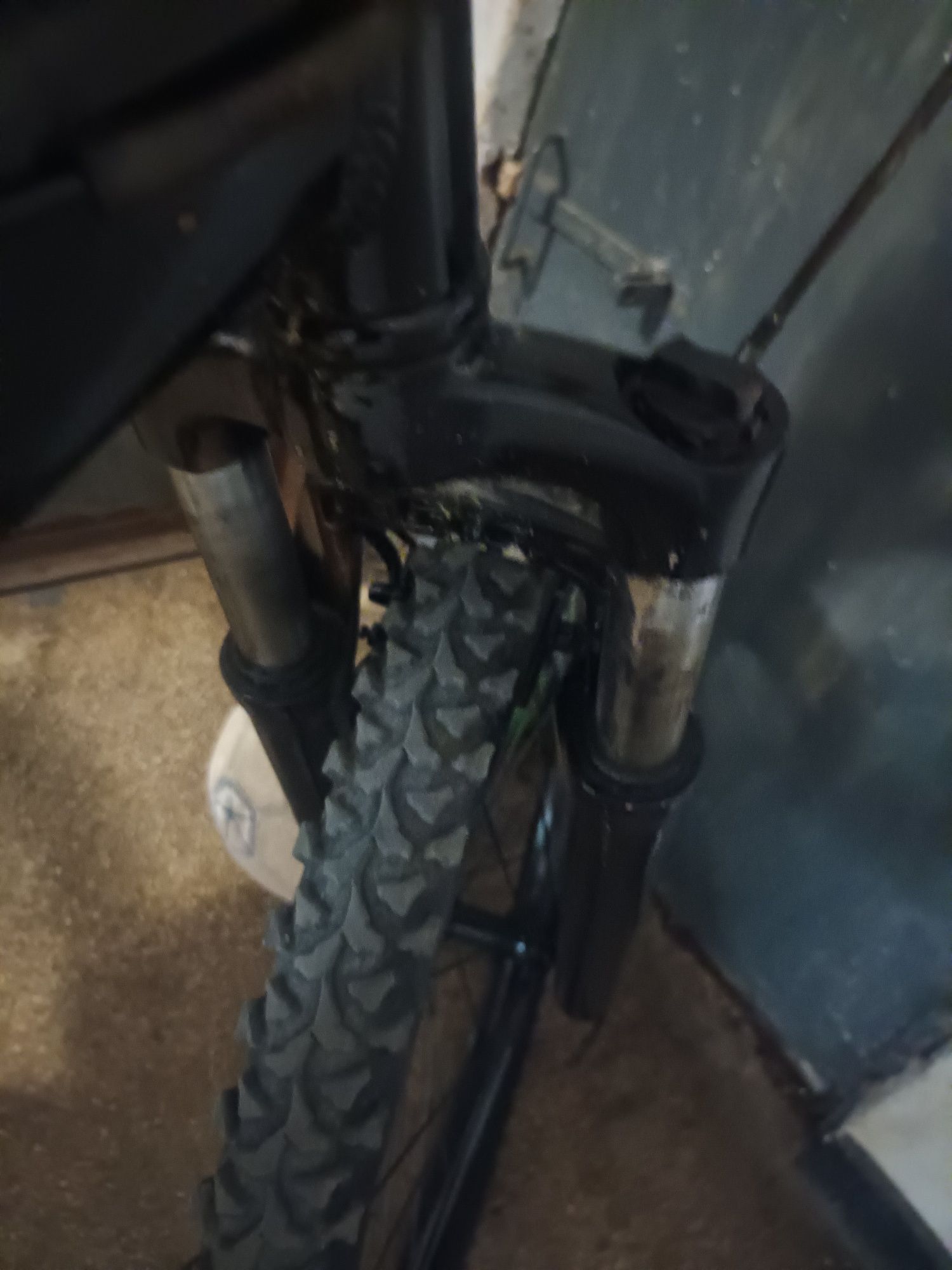 Vând sau schimb rockrider 340 cu toate piesele schimbate nounoute