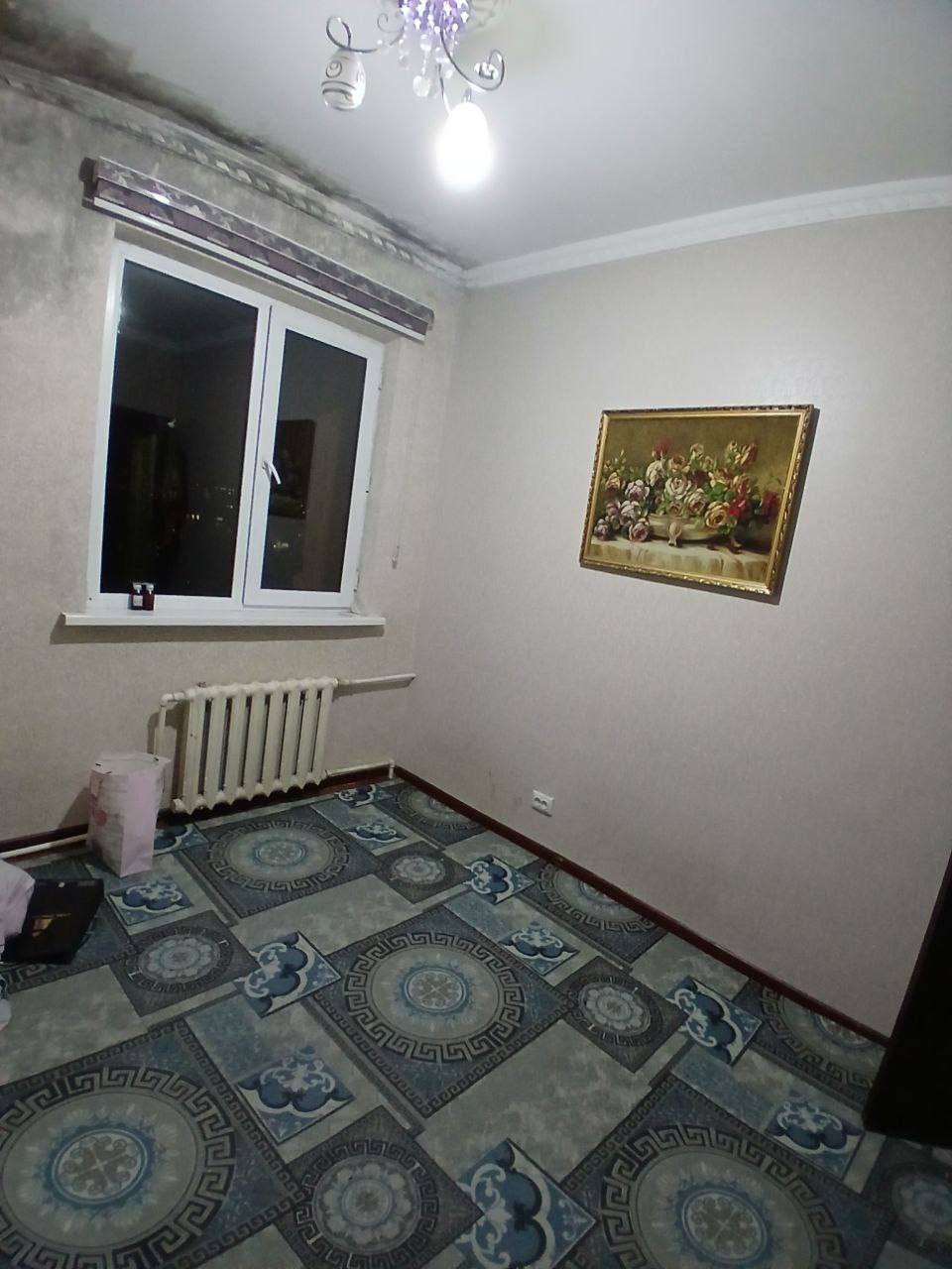 Продается  2/9/9 Чорсу балкон 1×7,  58 квм