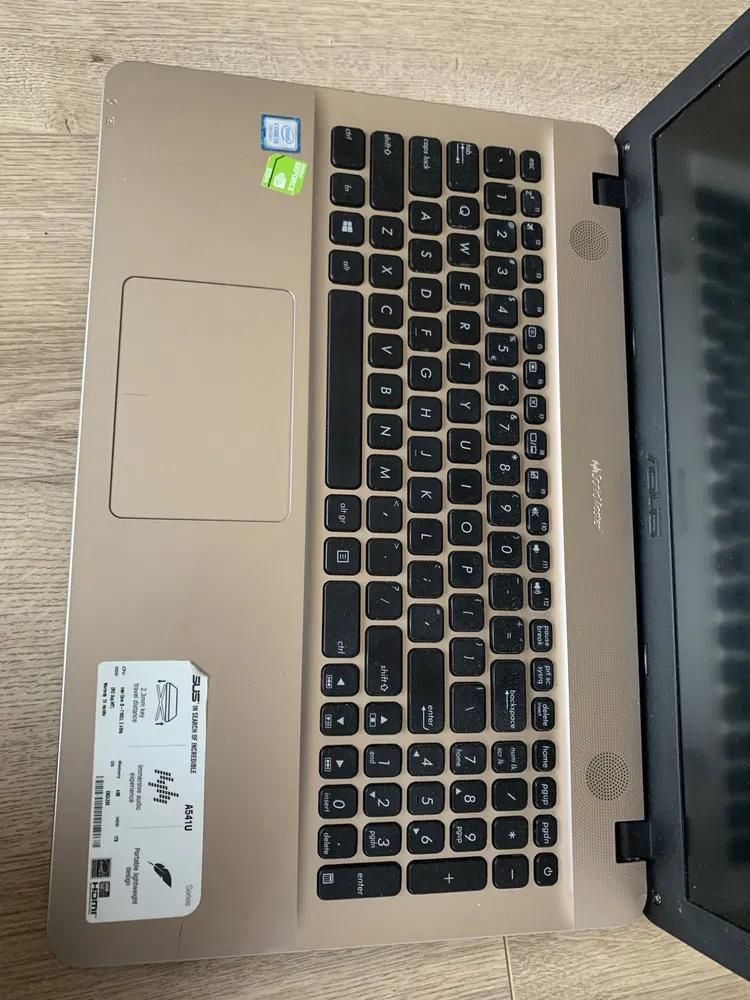 Vând laptop Asus A541U livrare gratuita