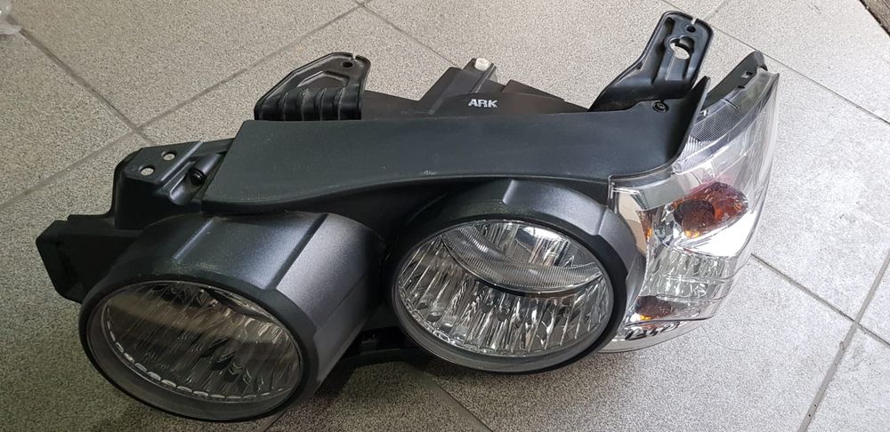 Far stop Chevrolet Aveo rama ochelar far