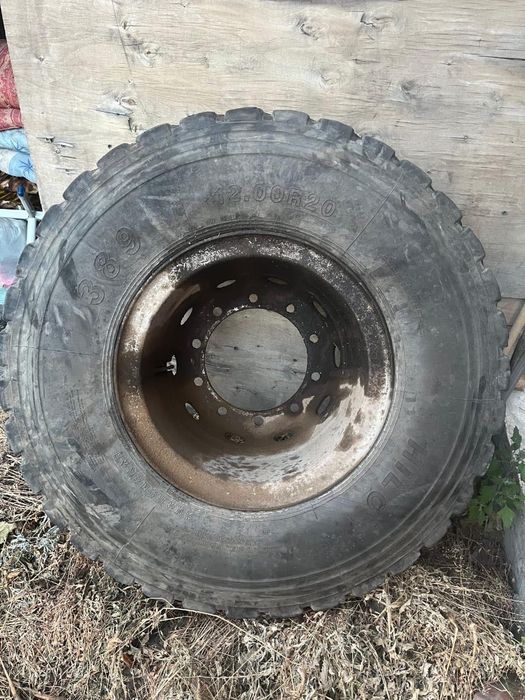 Продам колесо срочно