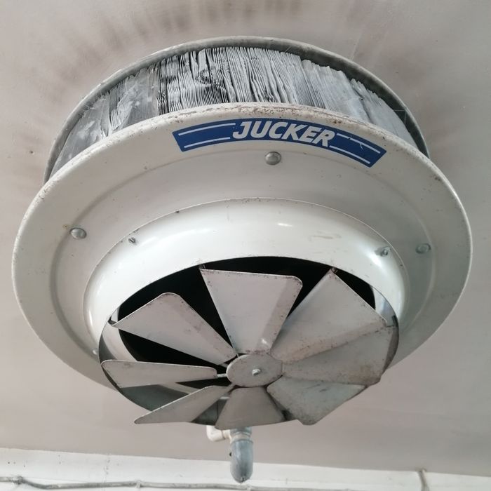 Radiator industrial, ventilator Jucker aer cald