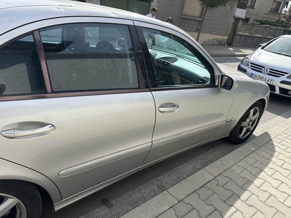 Mercedes W211 на части