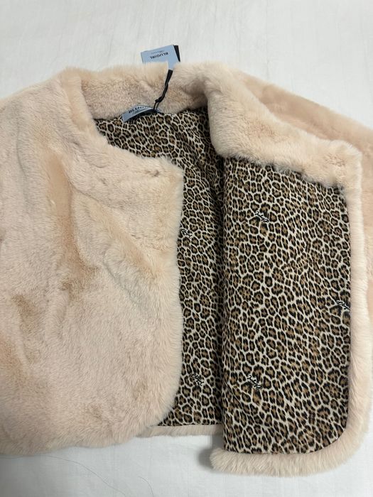 Пухкаво палто Blumarine