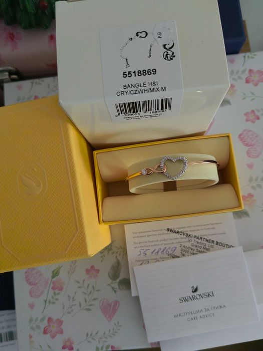 Гривна Сваровски