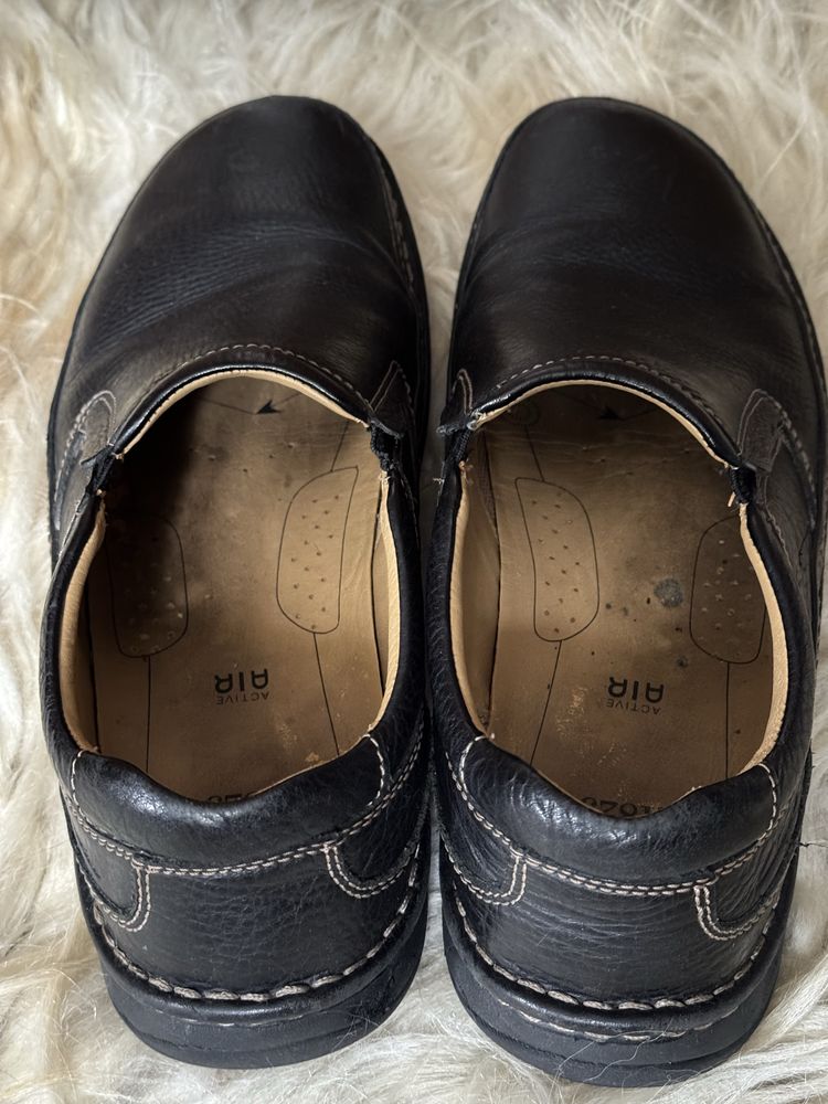Мъжки кожени обувки Clarks за широк крак