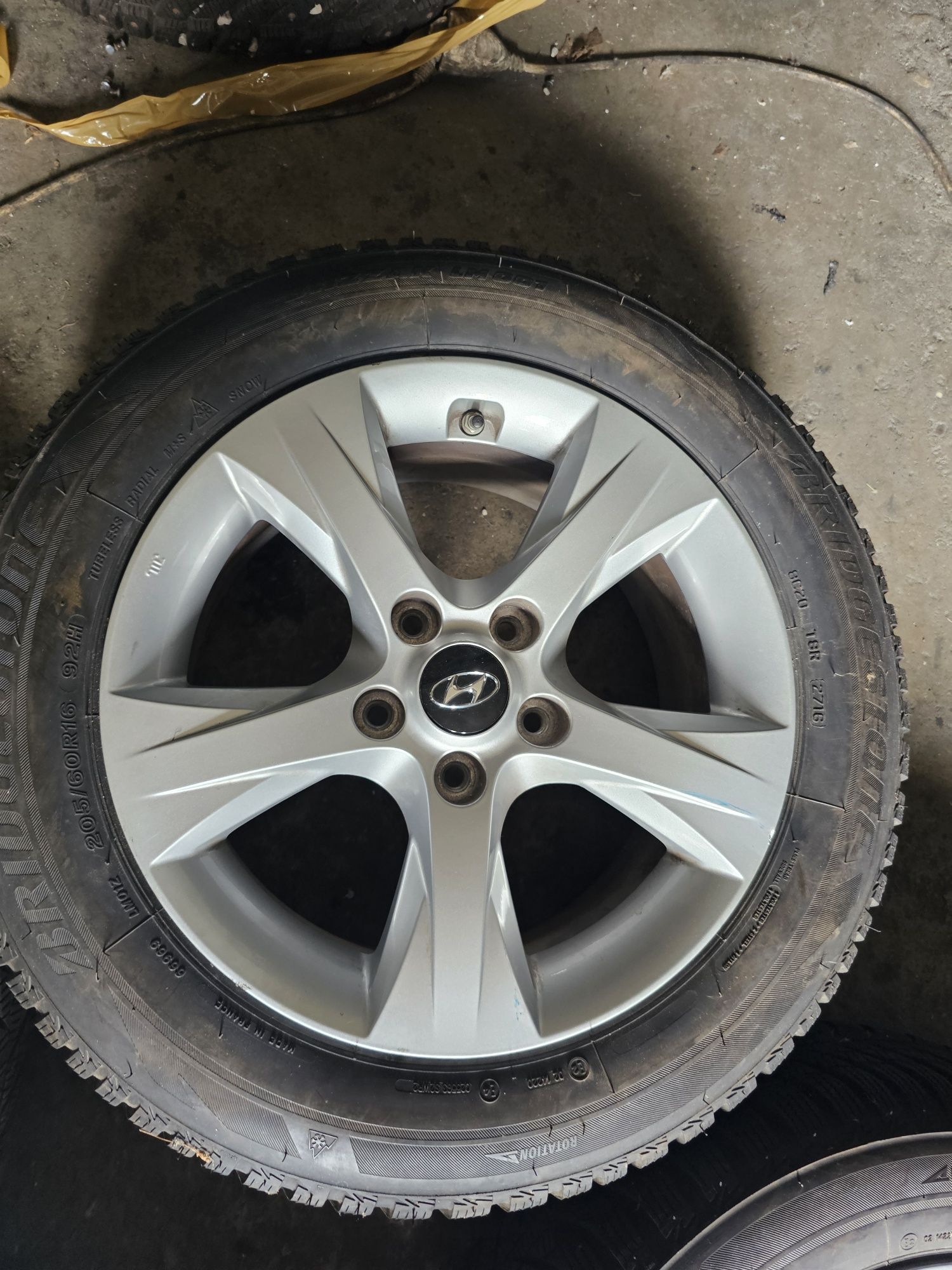 4 jante 5x114.3 Originale Hyundai R16