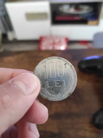 Moneda 100 lei cu chipul lui Ștefan Cel Mare