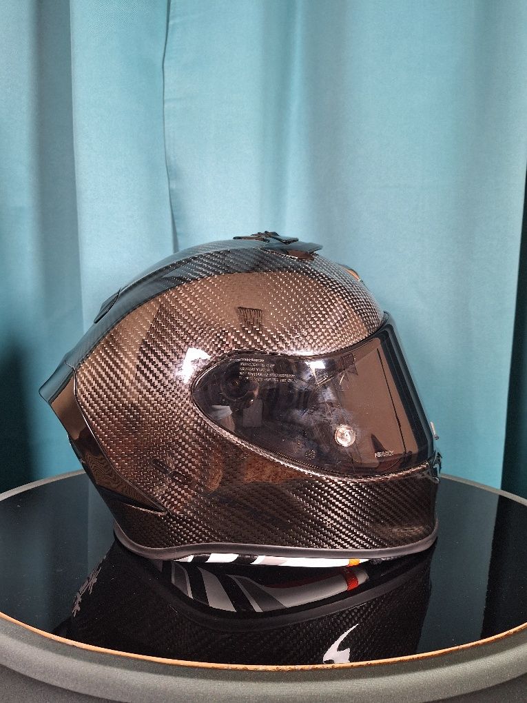 Scorpion Exo R1 Evo Carbon