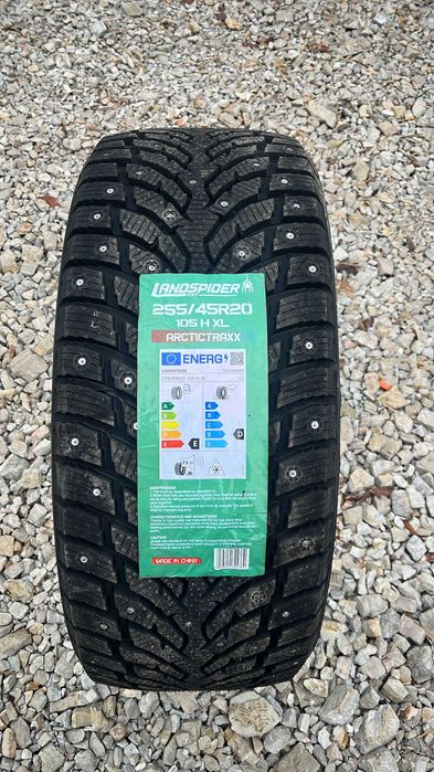 255/45 R20 105H XL ARCTICTRAXX LandSpider (шипованные)